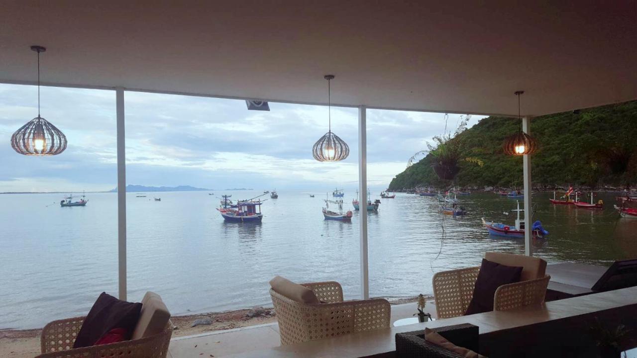 Aownoi Bay Resort 班武里府 外观 照片